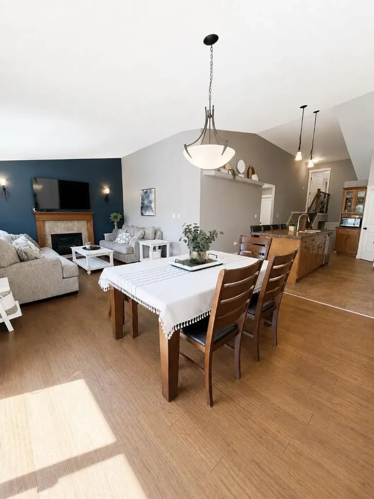 8861 74 Avenue Grande Prairie AB T8X 0H6