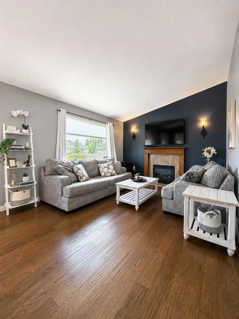 8861 74 Avenue Grande Prairie AB T8X 0H6