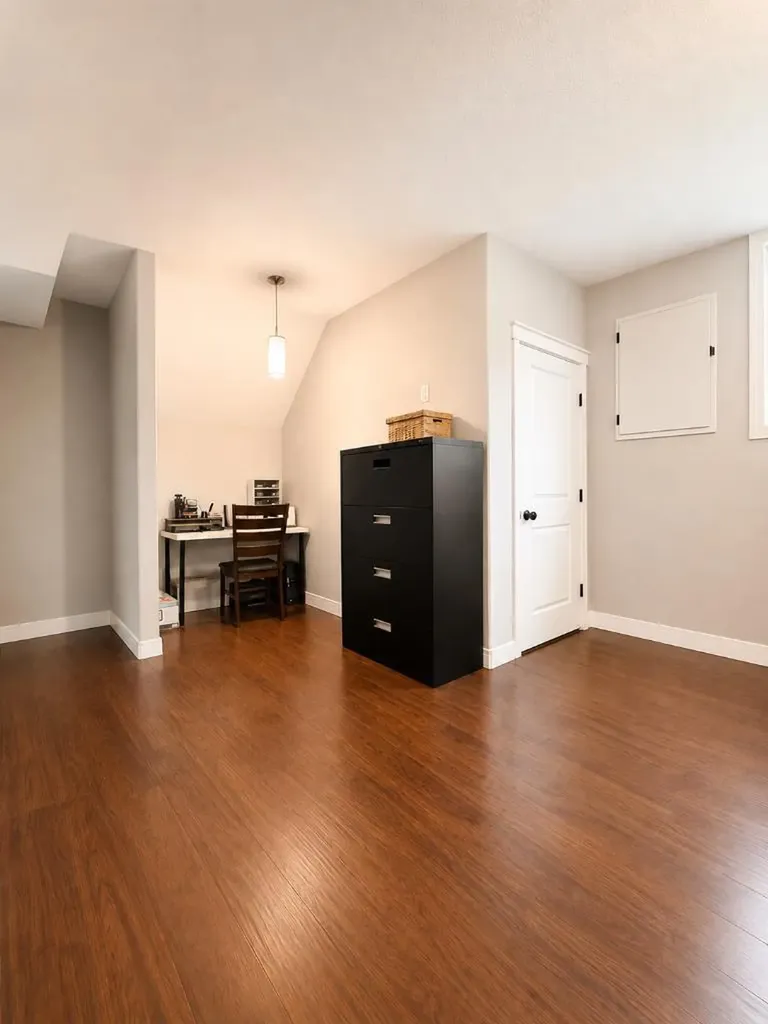 8861 74 Avenue Grande Prairie AB T8X 0H6