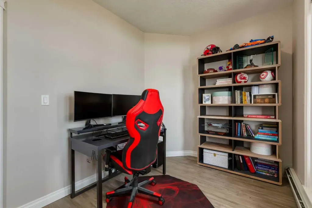 24 Hemlock Crescent SW Calgary AB T3C 2Z1