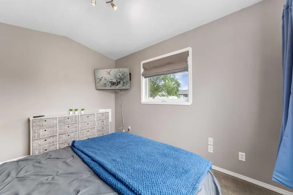 3401 59 Street Close Camrose AB T4V4Y9