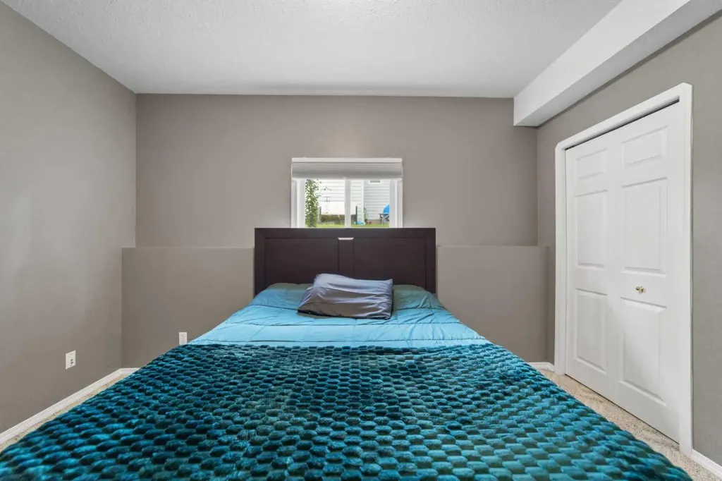 3401 59 Street Close Camrose AB T4V4Y9