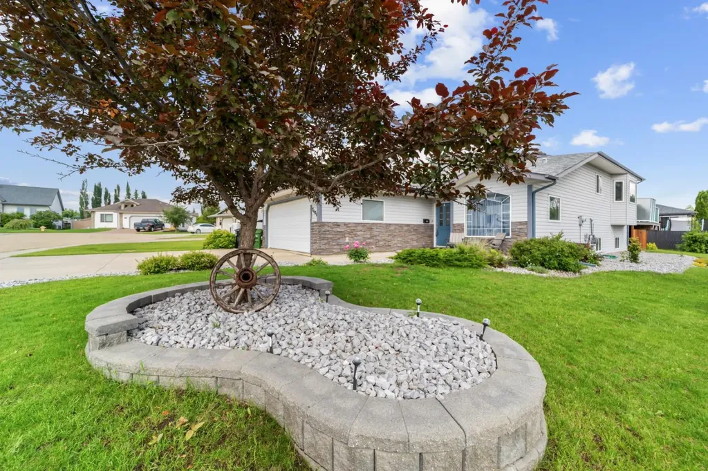 3401 59 Street Close Camrose AB T4V4Y9