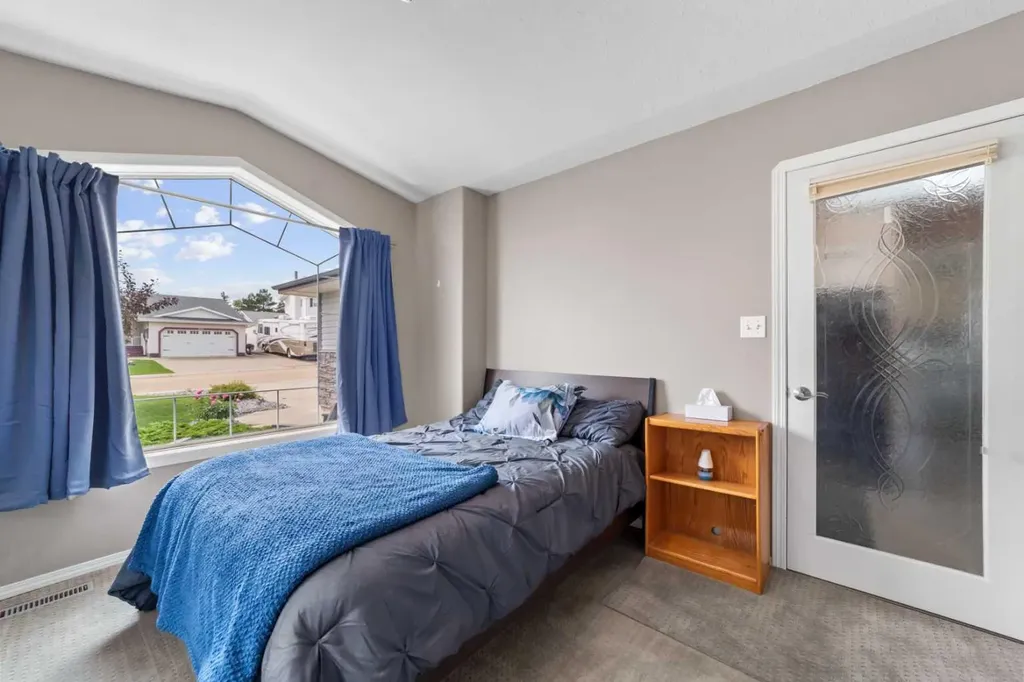 3401 59 Street Close Camrose AB T4V4Y9
