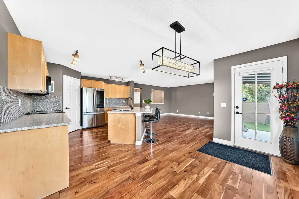 327 Panatella Court NW Calgary AB T3K 5Y1