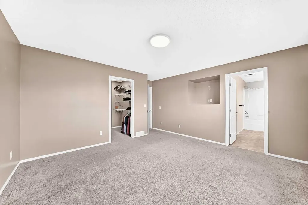 327 Panatella Court NW Calgary AB T3K 5Y1