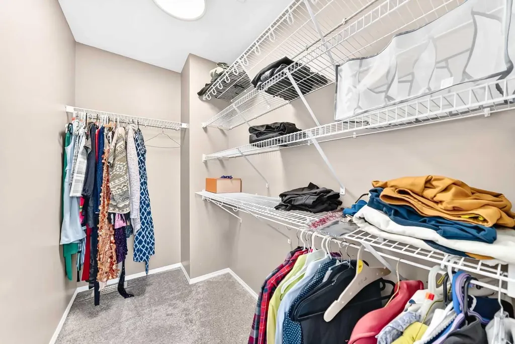327 Panatella Court NW Calgary AB T3K 5Y1