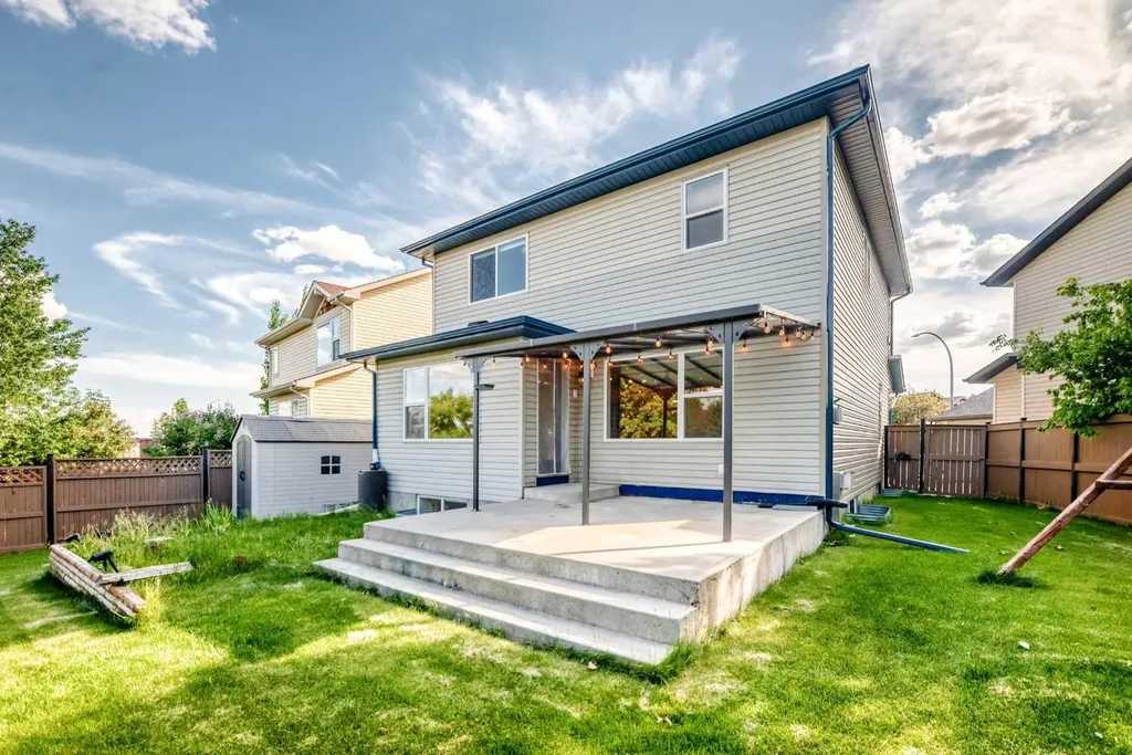 327 Panatella Court NW Calgary AB T3K 5Y1