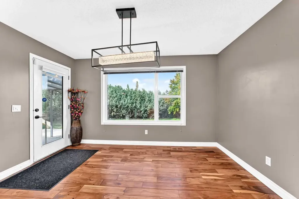 327 Panatella Court NW Calgary AB T3K 5Y1