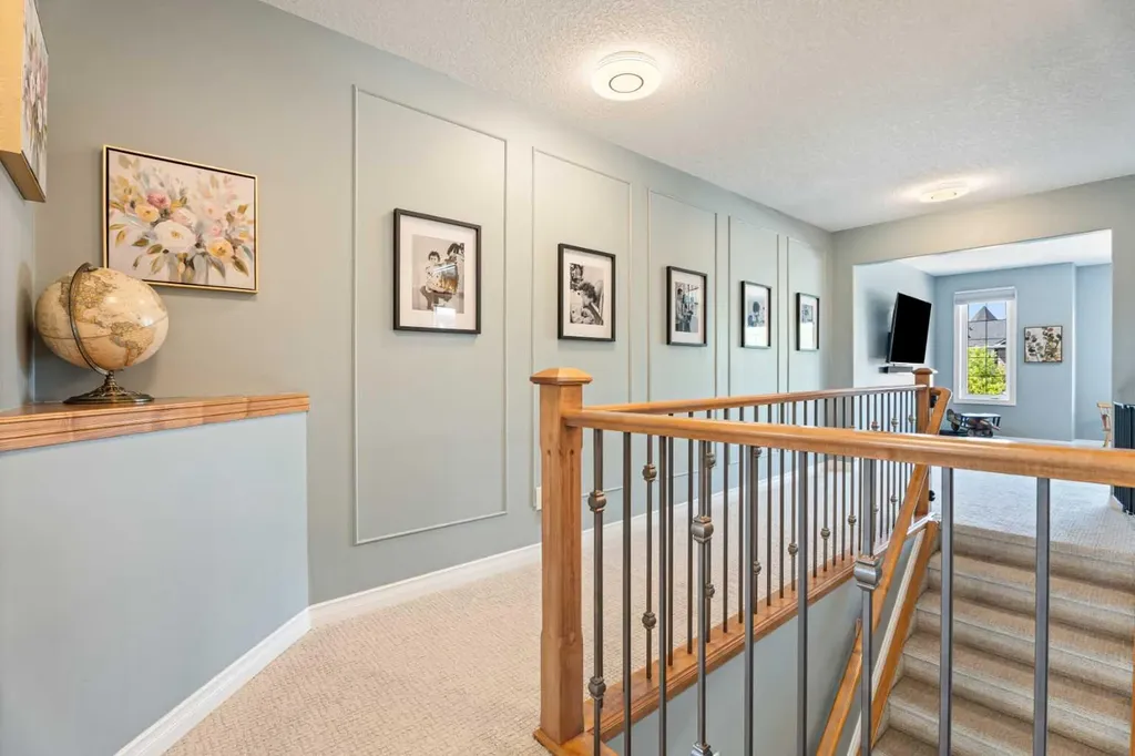 7 Crystal Green Way Okotoks AB T1S2K5