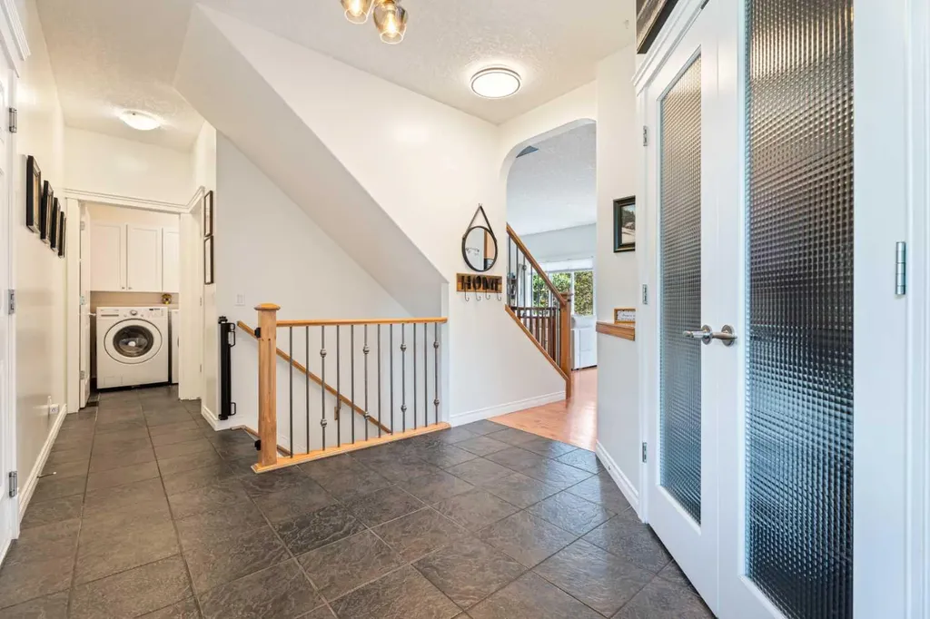 7 Crystal Green Way Okotoks AB T1S2K5