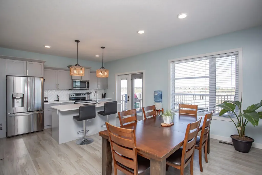 70 Parlby Crescent Lacombe AB T4L0J9
