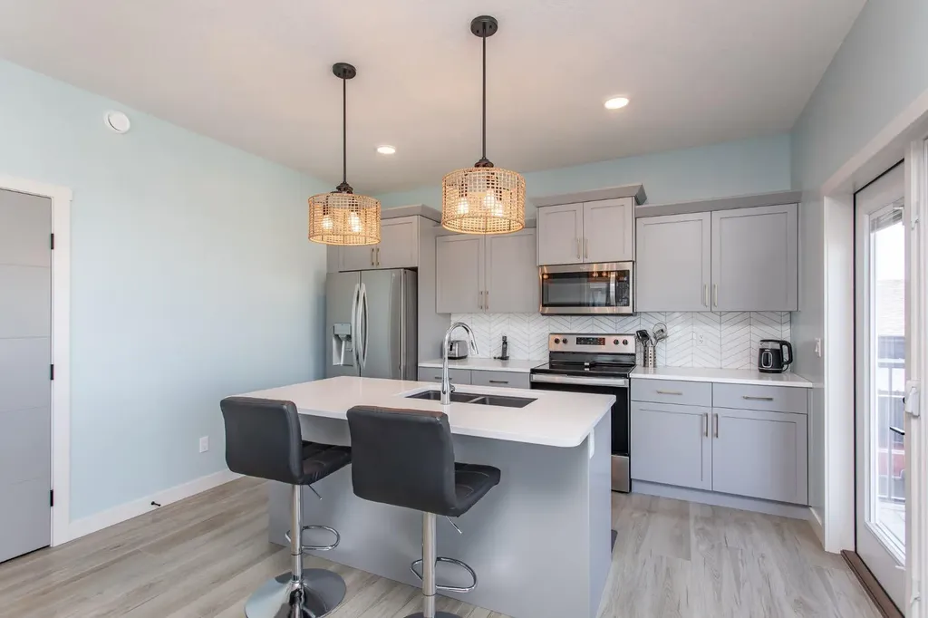 70 Parlby Crescent Lacombe AB T4L0J9