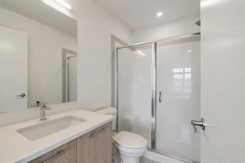 424 210 Avenue SW Calgary AB T0L 0X0