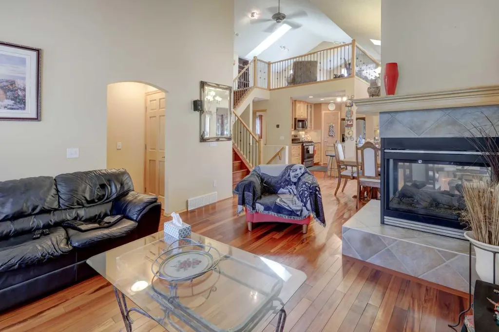 222 Panatella Place NW Calgary AB T3K 6C5