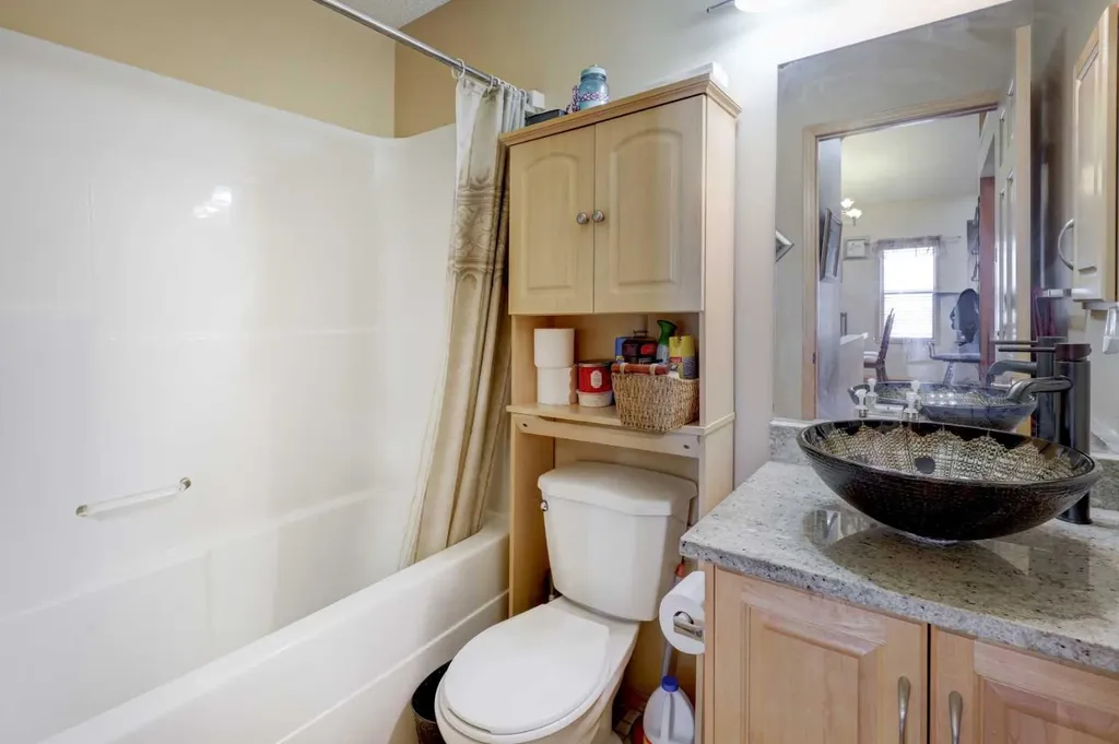 222 Panatella Place NW Calgary AB T3K 6C5