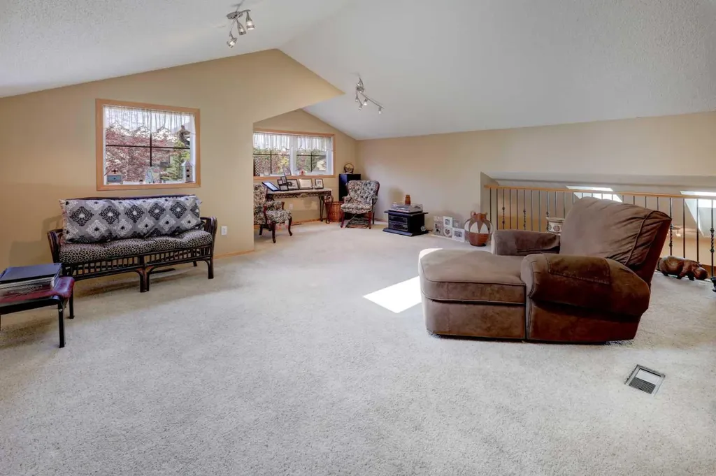 222 Panatella Place NW Calgary AB T3K 6C5