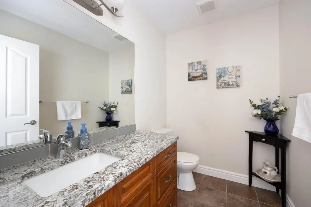 104 Royal Garden Fort Mcmurray AB T9K 1B4