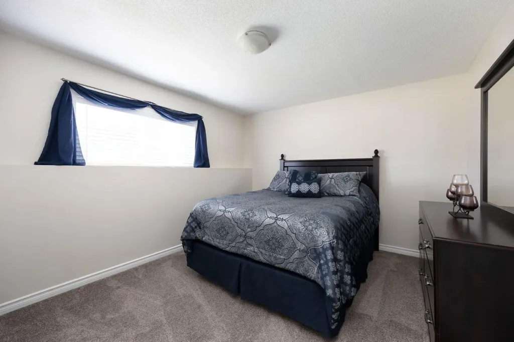 104 Royal Garden Fort Mcmurray AB T9K 1B4
