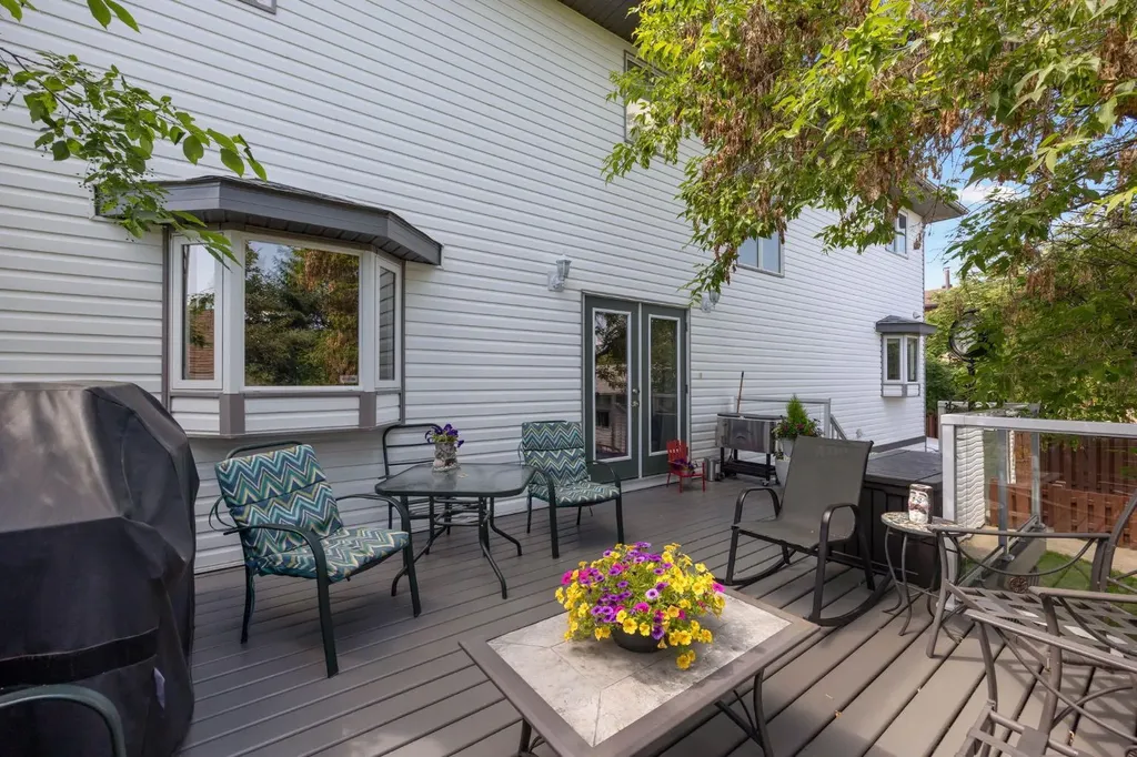 104 Royal Garden Fort Mcmurray AB T9K 1B4