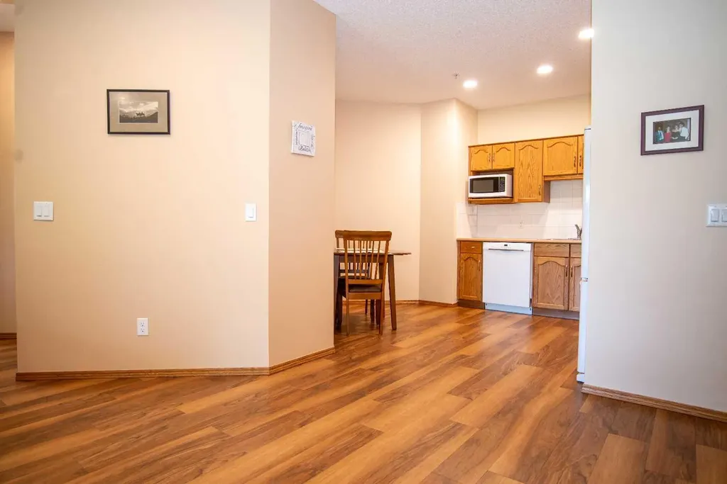 72 Quigley Drive Cochrane AB T4C 2K6