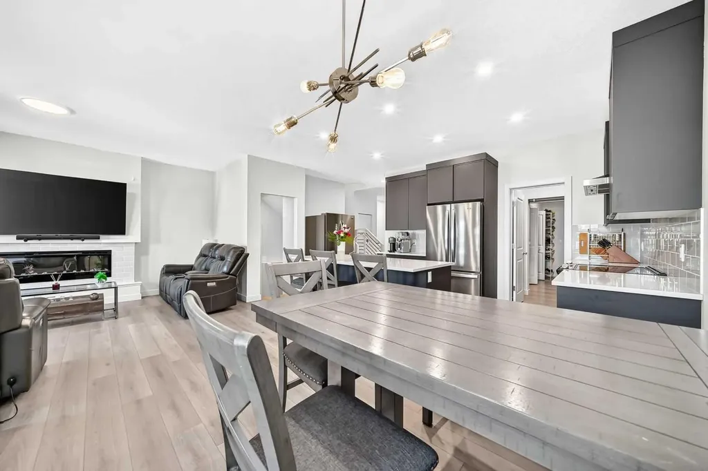 27 Belvedere Point SE Calgary AB T2A 7Y9