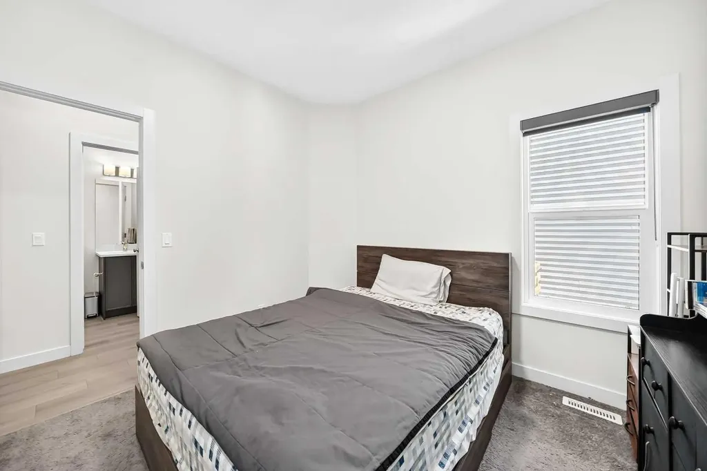 27 Belvedere Point SE Calgary AB T2A 7Y9