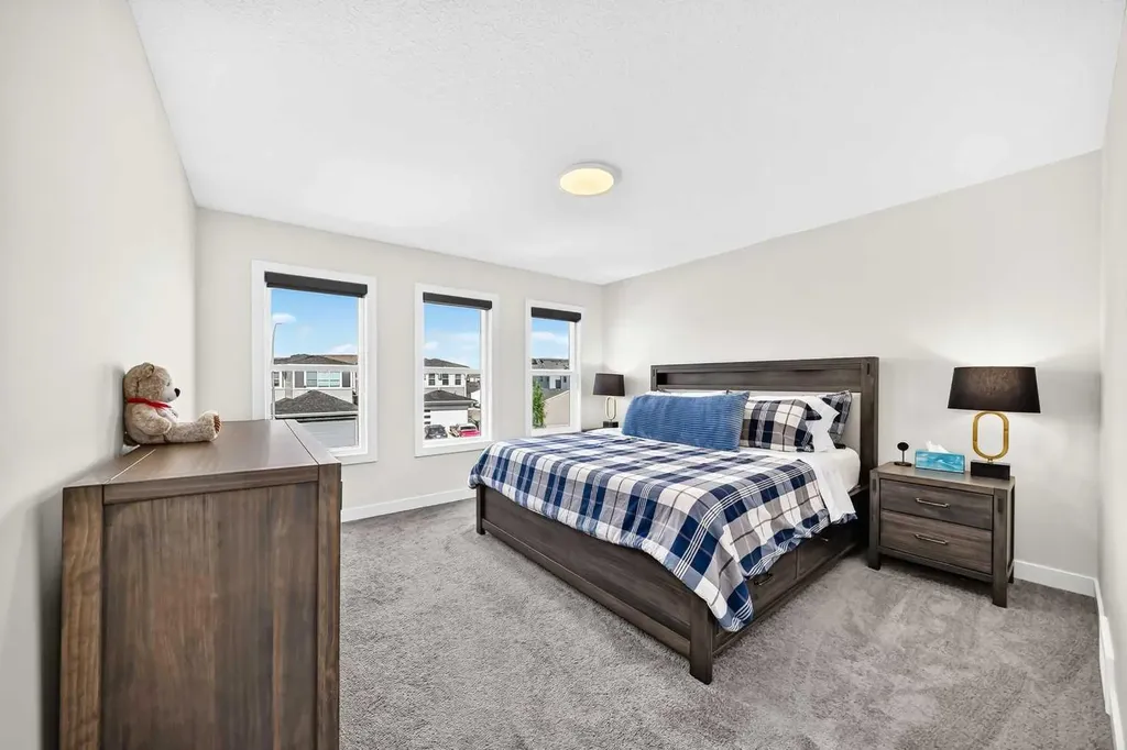 27 Belvedere Point SE Calgary AB T2A 7Y9