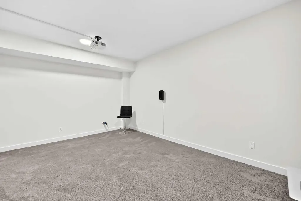 27 Belvedere Point SE Calgary AB T2A 7Y9