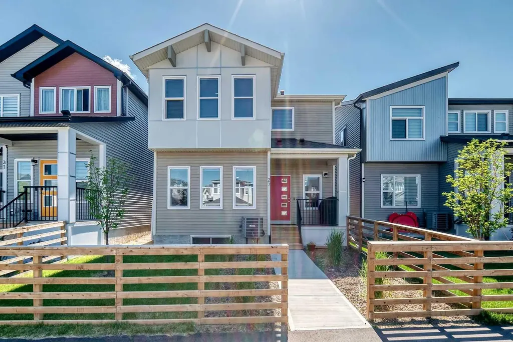 27 Belvedere Point SE Calgary AB T2A 7Y9