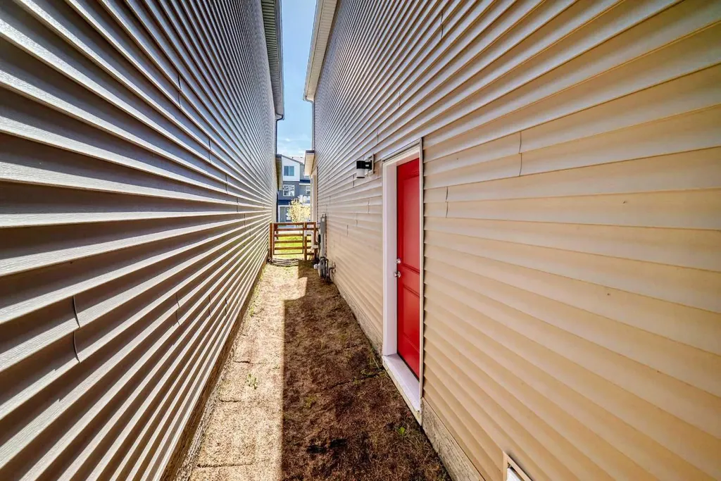 27 Belvedere Point SE Calgary AB T2A 7Y9