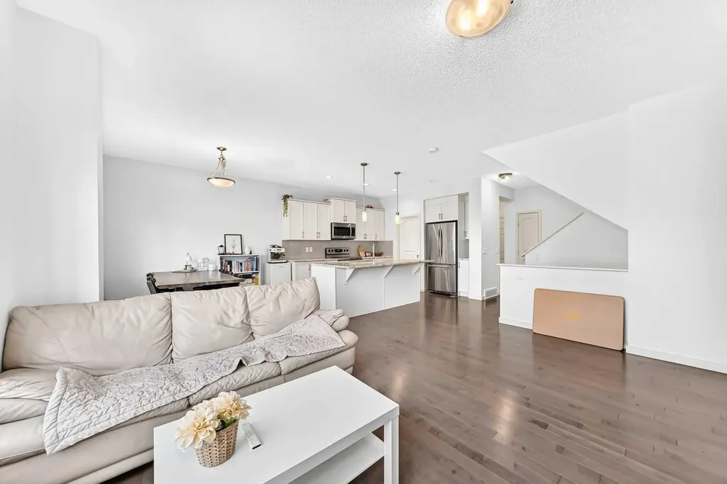 337 Auburn Meadows Boulevard SE Calgary AB T3M 2E5