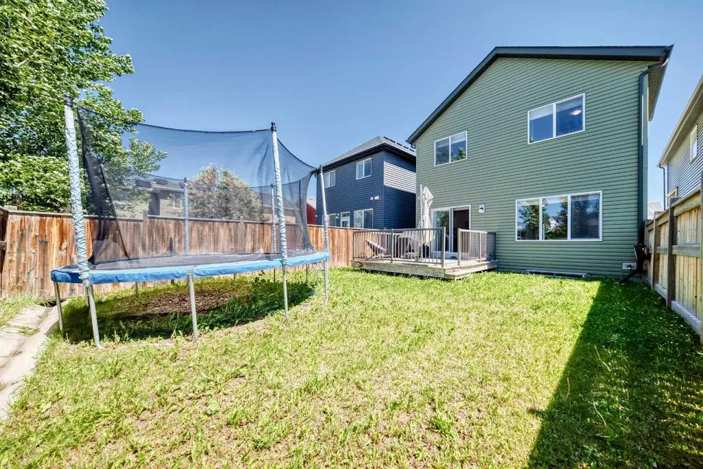 337 Auburn Meadows Boulevard SE Calgary AB T3M 2E5