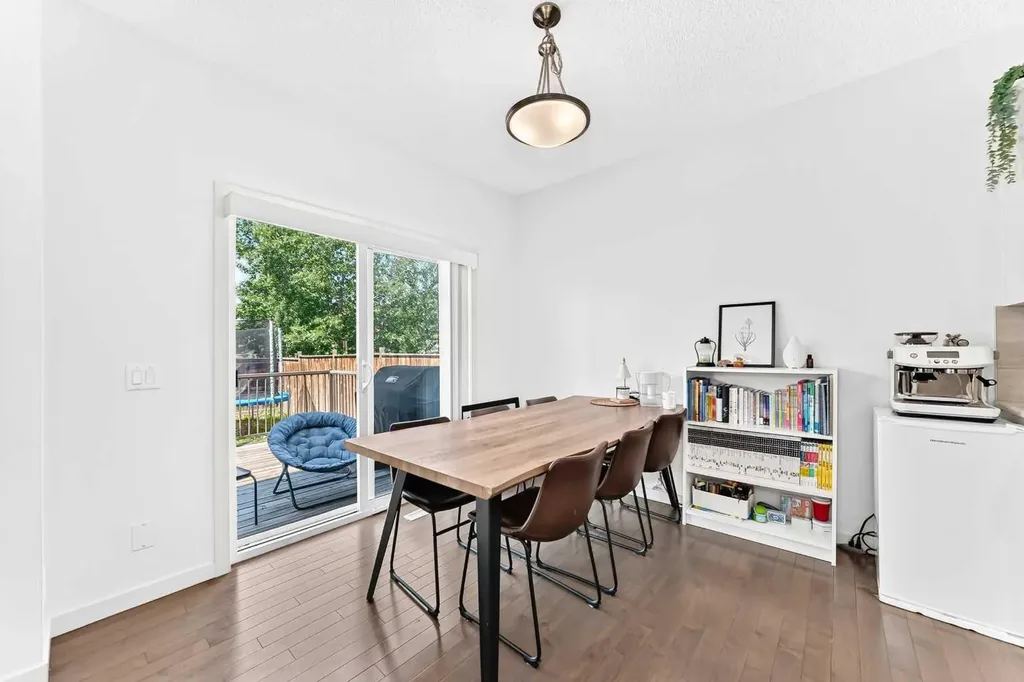 337 Auburn Meadows Boulevard SE Calgary AB T3M 2E5