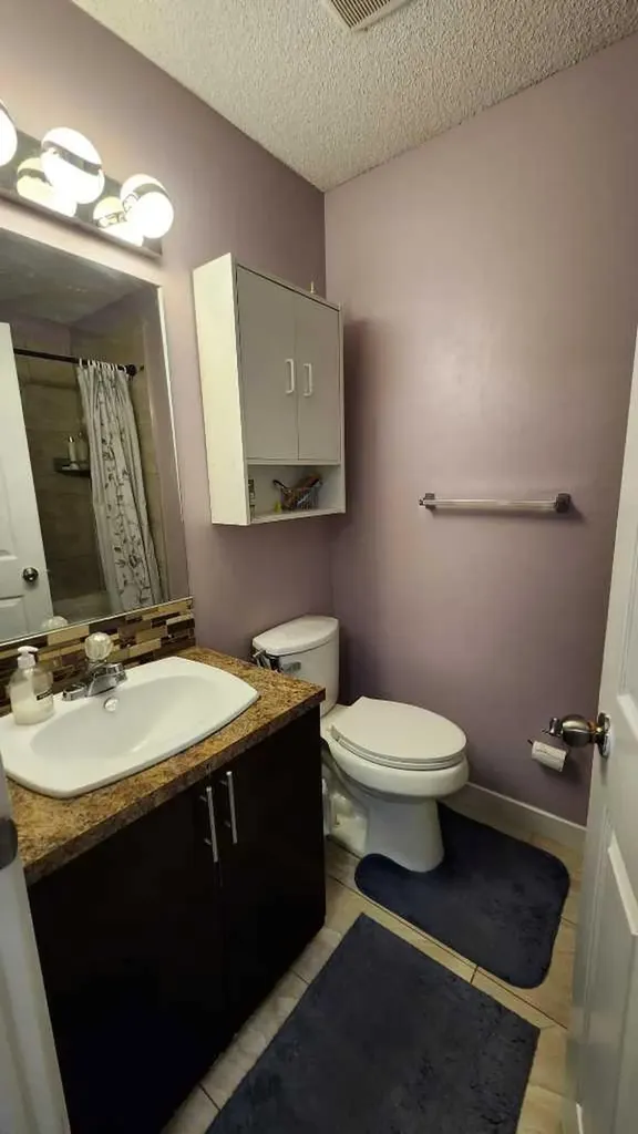 47 Martinridge Way NE Calgary AB T3J 3C9