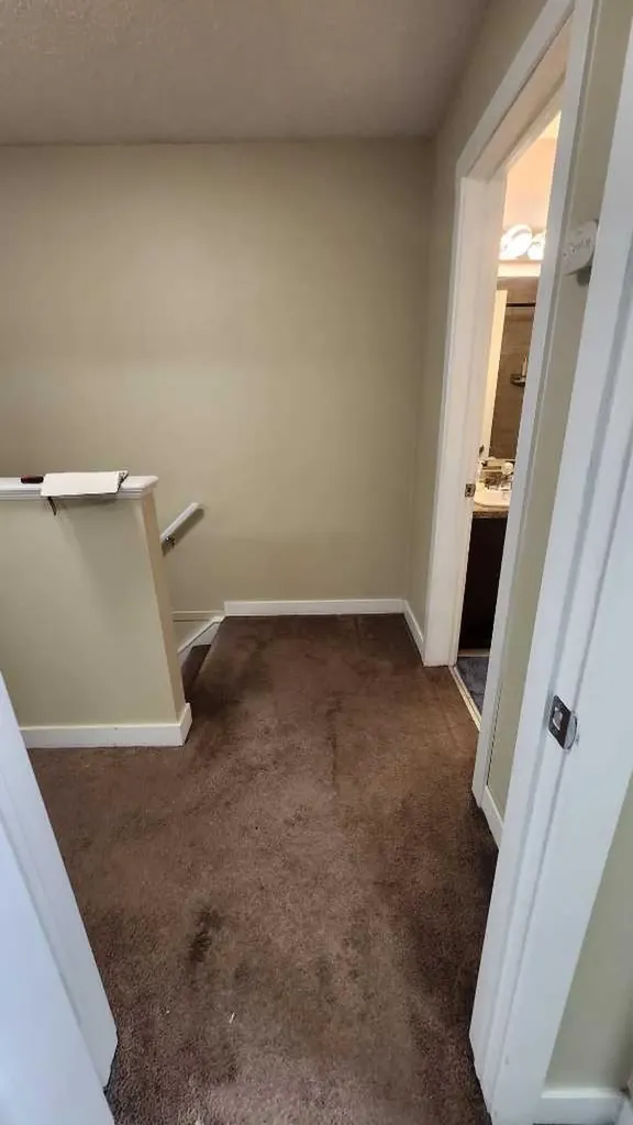 47 Martinridge Way NE Calgary AB T3J 3C9