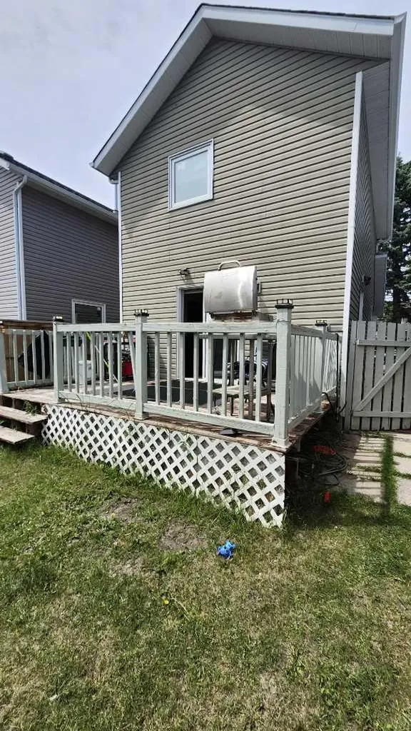 47 Martinridge Way NE Calgary AB T3J 3C9
