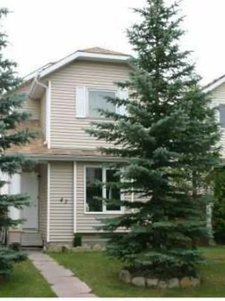 47 Martinridge Way NE Calgary AB T3J 3C9