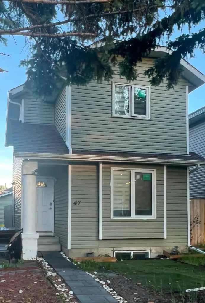 47 Martinridge Way NE Calgary AB T3J 3C9