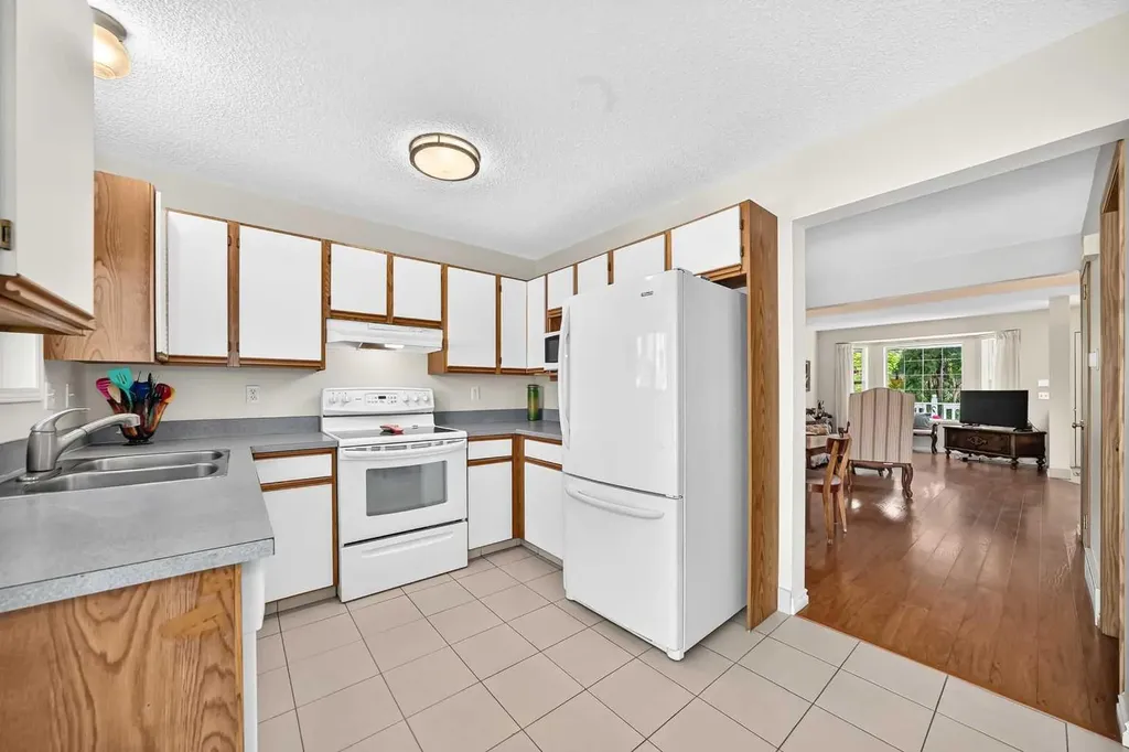 267 Covington Road NE Calgary AB T3K 4G2