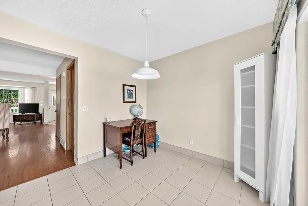 267 Covington Road NE Calgary AB T3K 4G2