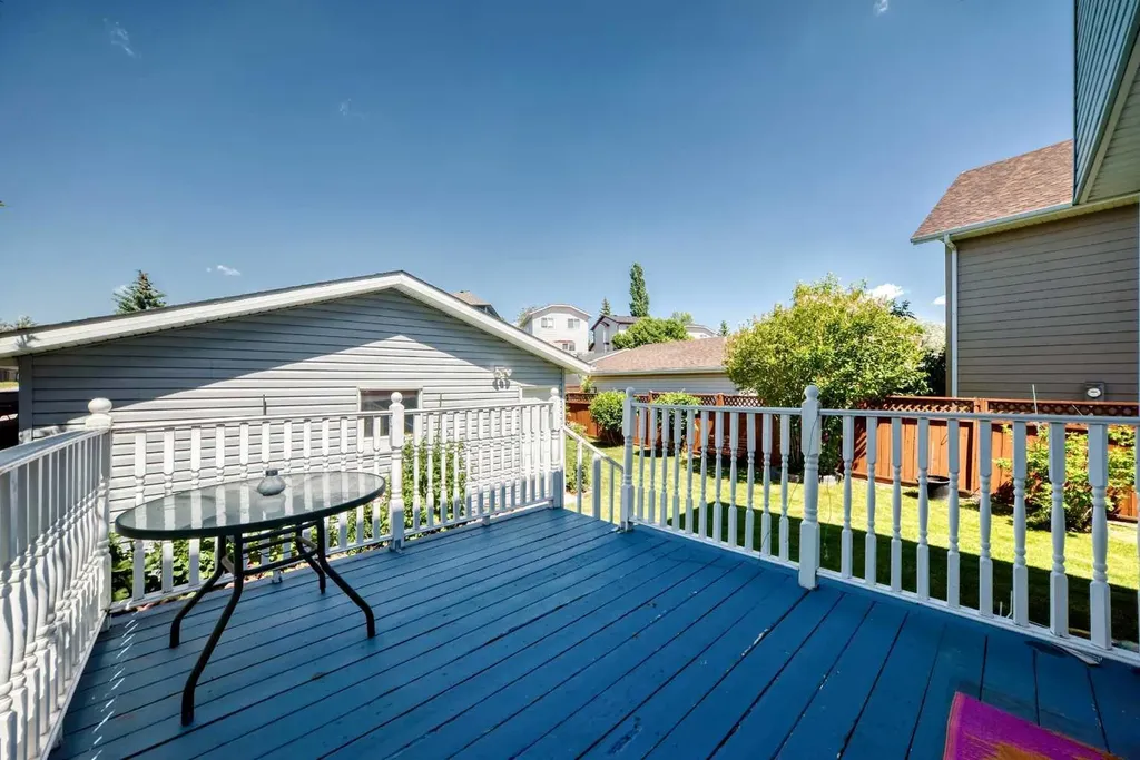 267 Covington Road NE Calgary AB T3K 4G2