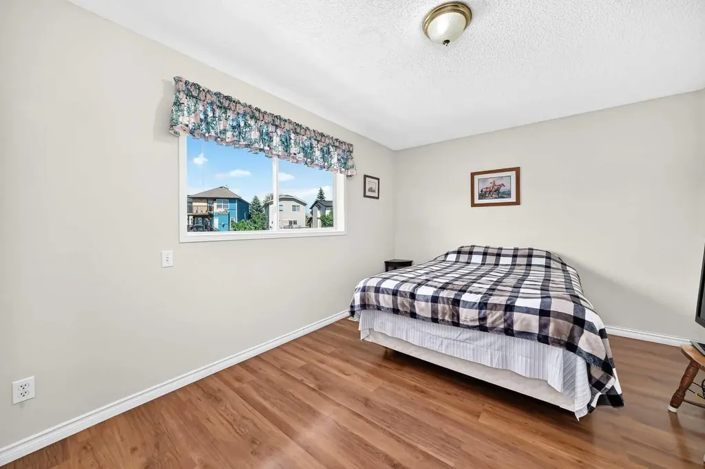 267 Covington Road NE Calgary AB T3K 4G2