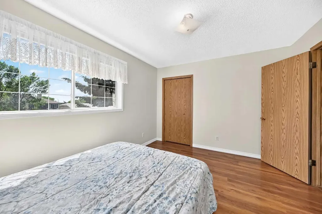 267 Covington Road NE Calgary AB T3K 4G2