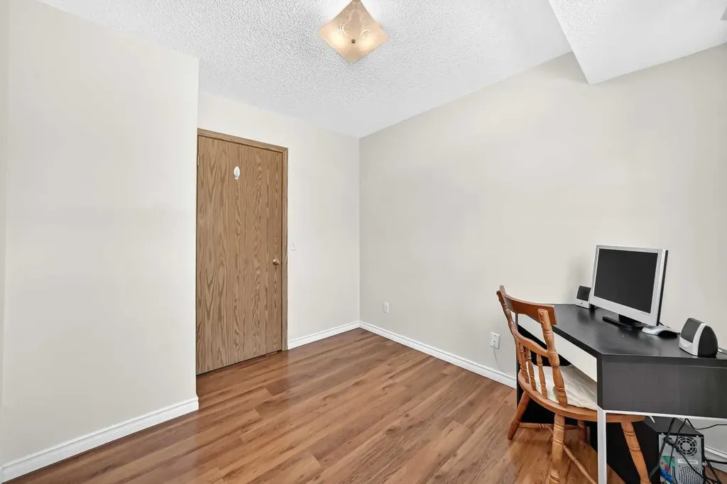 267 Covington Road NE Calgary AB T3K 4G2