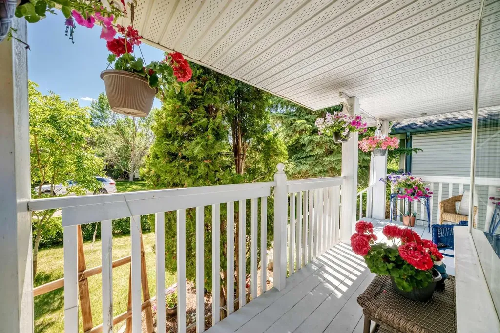 267 Covington Road NE Calgary AB T3K 4G2