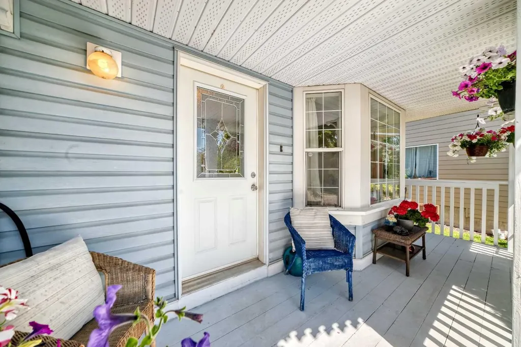 267 Covington Road NE Calgary AB T3K 4G2