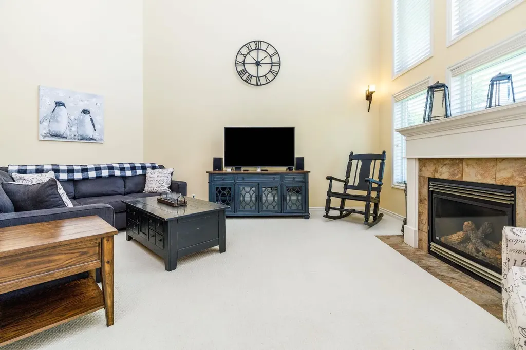 54 Fieldstone Way Sylvan Lake AB T4S 2L3