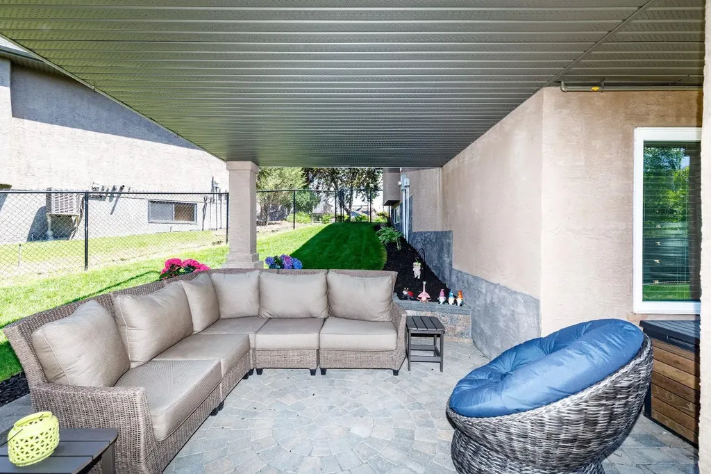54 Fieldstone Way Sylvan Lake AB T4S 2L3