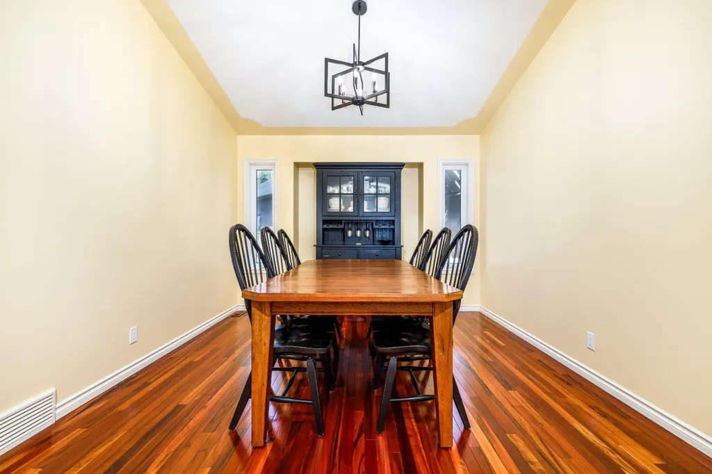 54 Fieldstone Way Sylvan Lake AB T4S 2L3